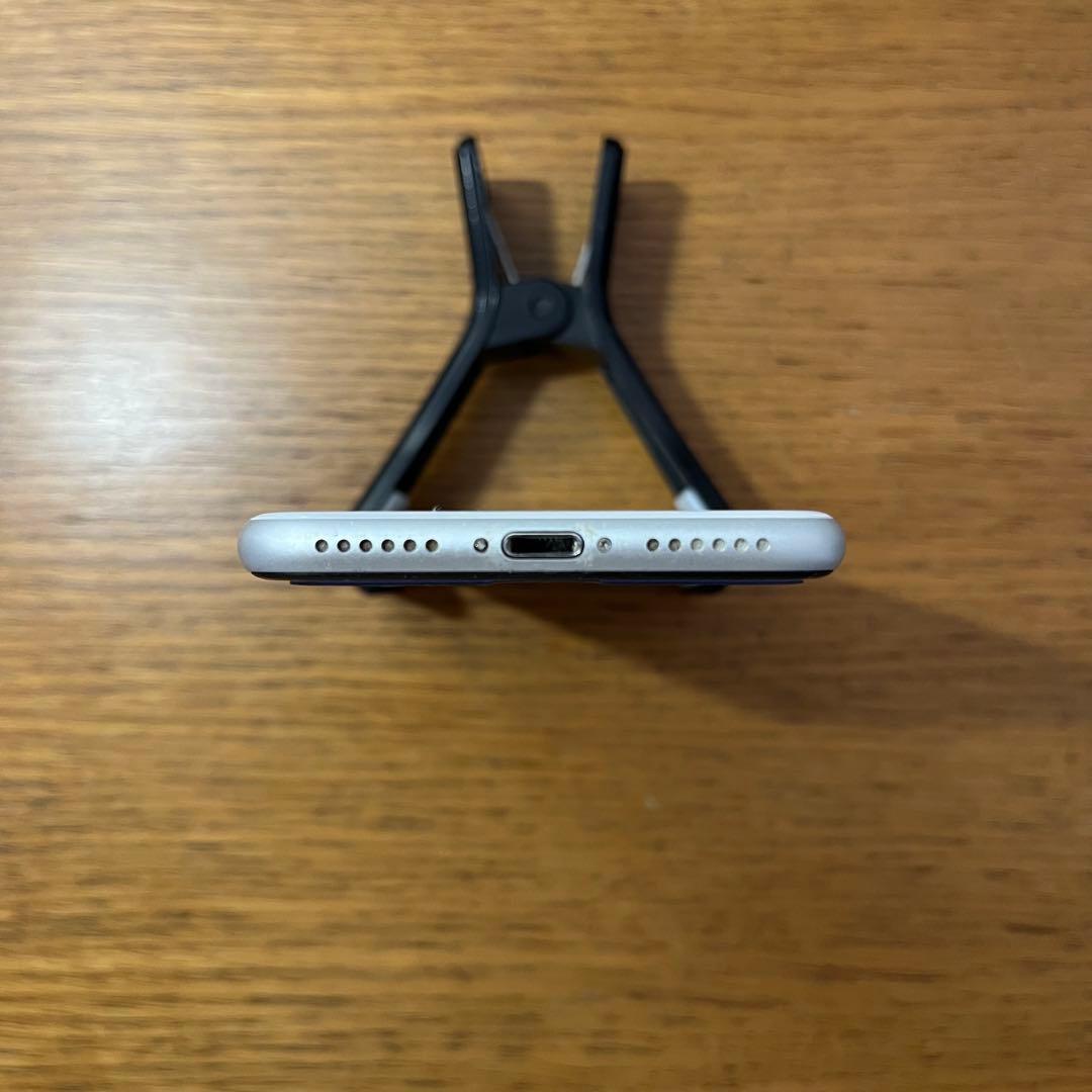 Apple 海外版SIMフリー【美品】iPhone SE2 256GB