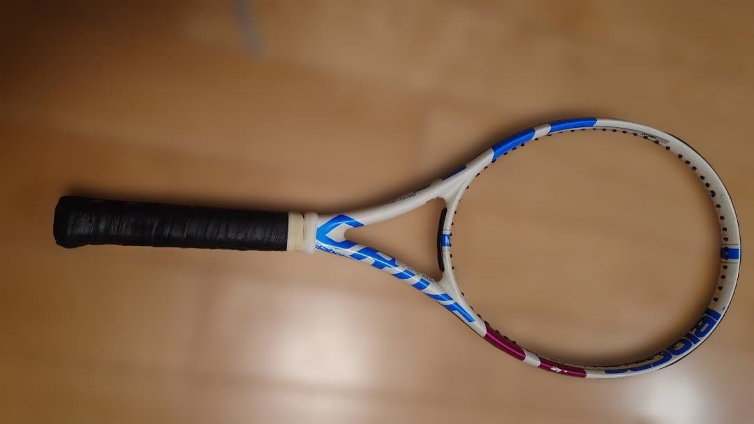 バボラ　ピュアドライブ　テニスラケット L3 ホワイト/ブルー/レッド