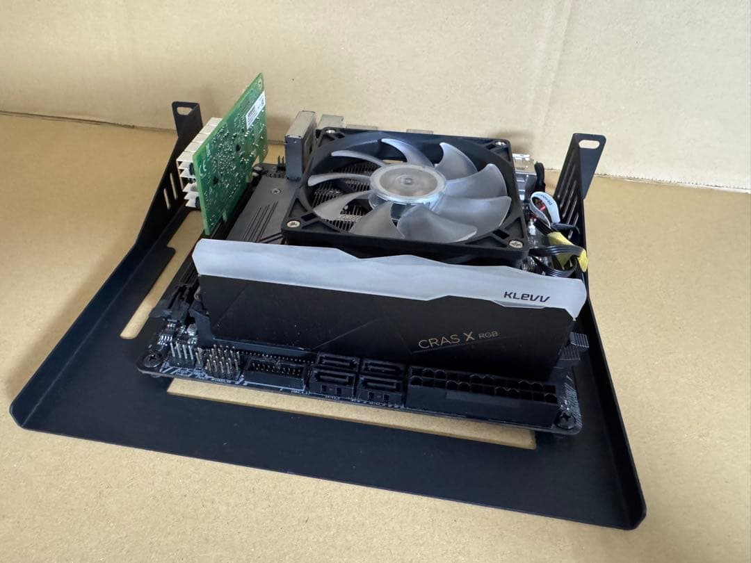 自作PC Ryzen 5 5600G/16GB/SSD 1TB/10GbE