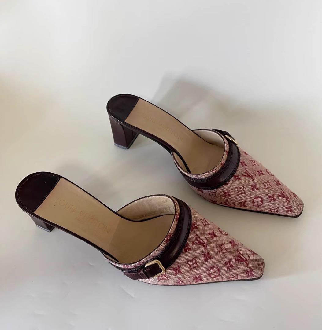 Louis Vuittonルイ・ヴィトン ポインテッドトゥミュール