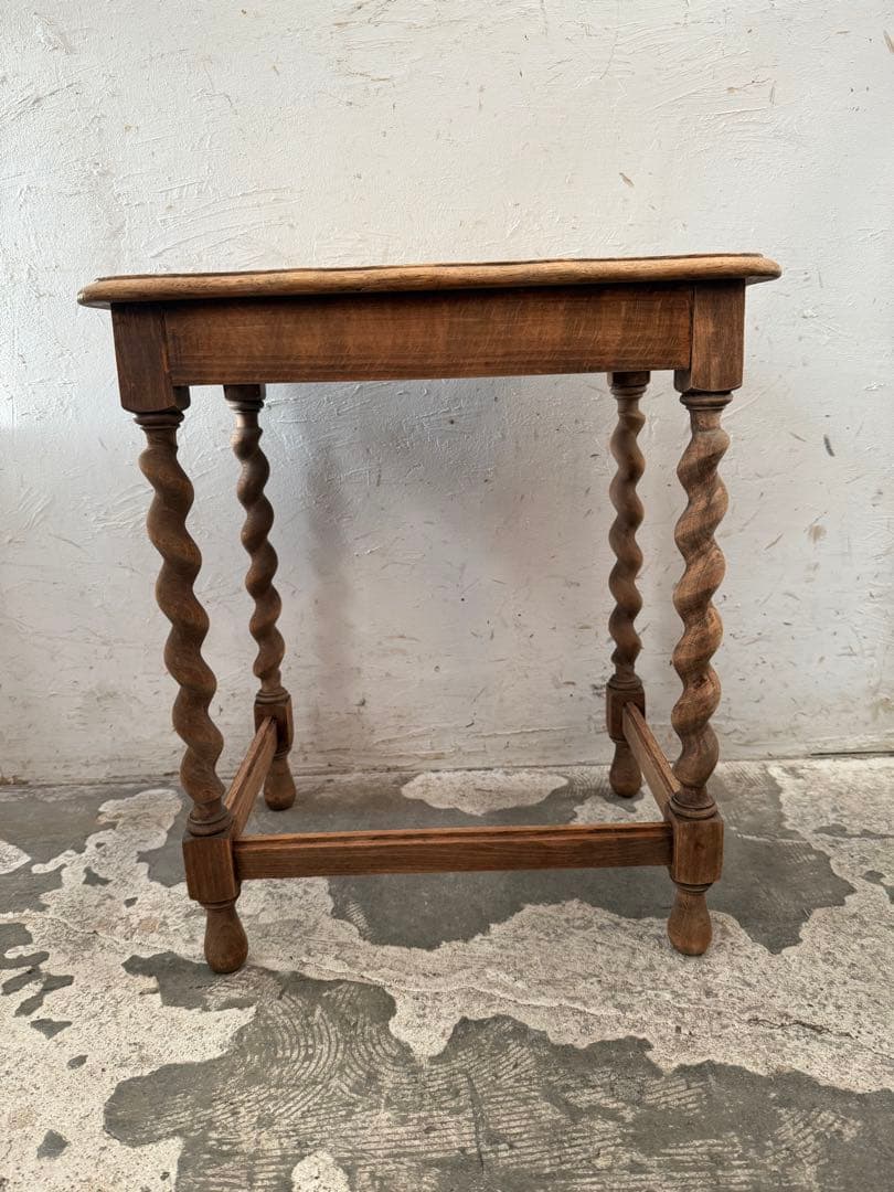 ビンテージ　サイドテーブル ベッドサイドテーブル　中　剥離