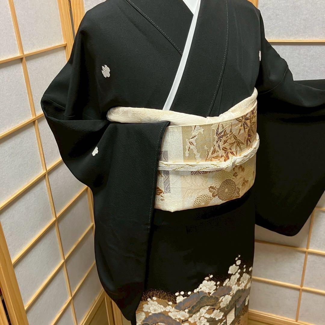 はんな様［6089］黒留袖 美品 作家物 比翼付 五つ紋 五三桐 正絹 着物 袷