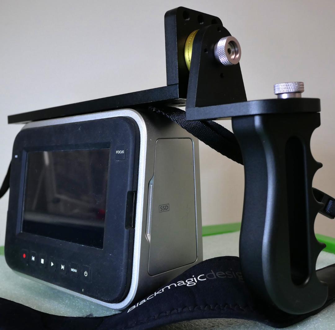 ビデオカメラ BMPC4K and GeniusRigCameraRig