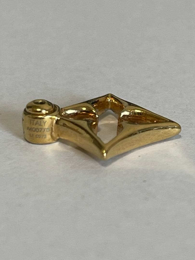 ルイ・ヴィトン ピアス片耳のみLV フラワーグラム