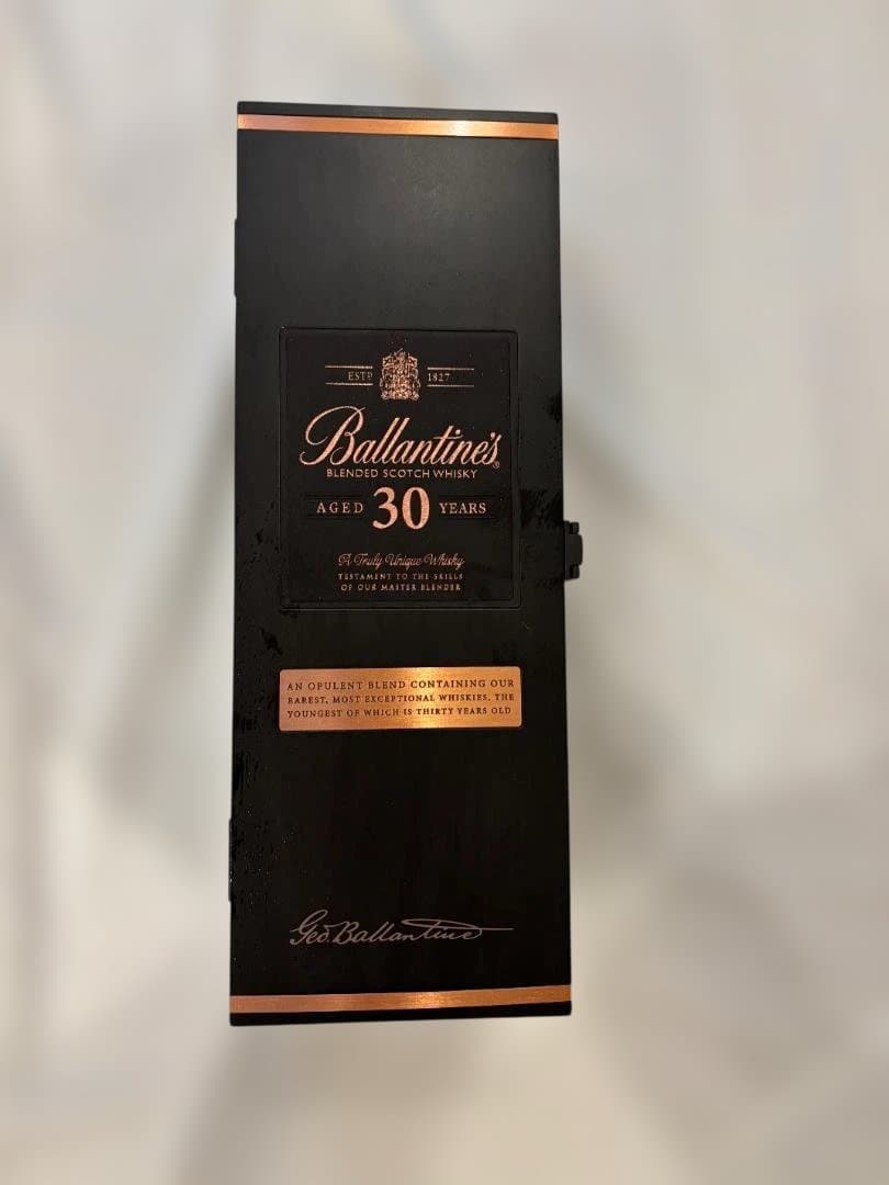 バランタイン 30年 スコッチウイスキー 700ml 正規品 箱付 未開封