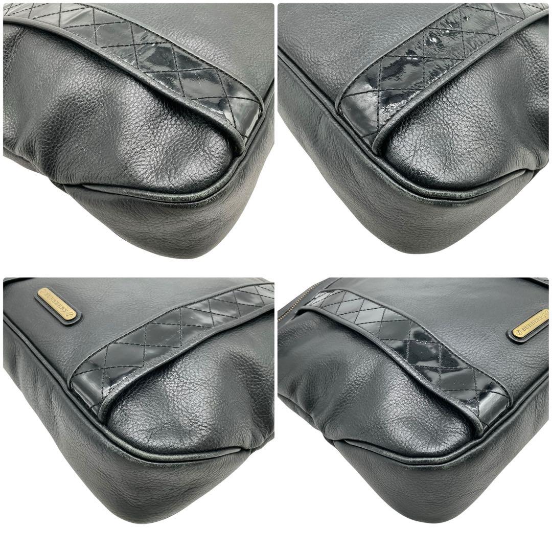 美品 バーバリー ワンショルダーバッグ ベルト ノバチェック レザー ブラック