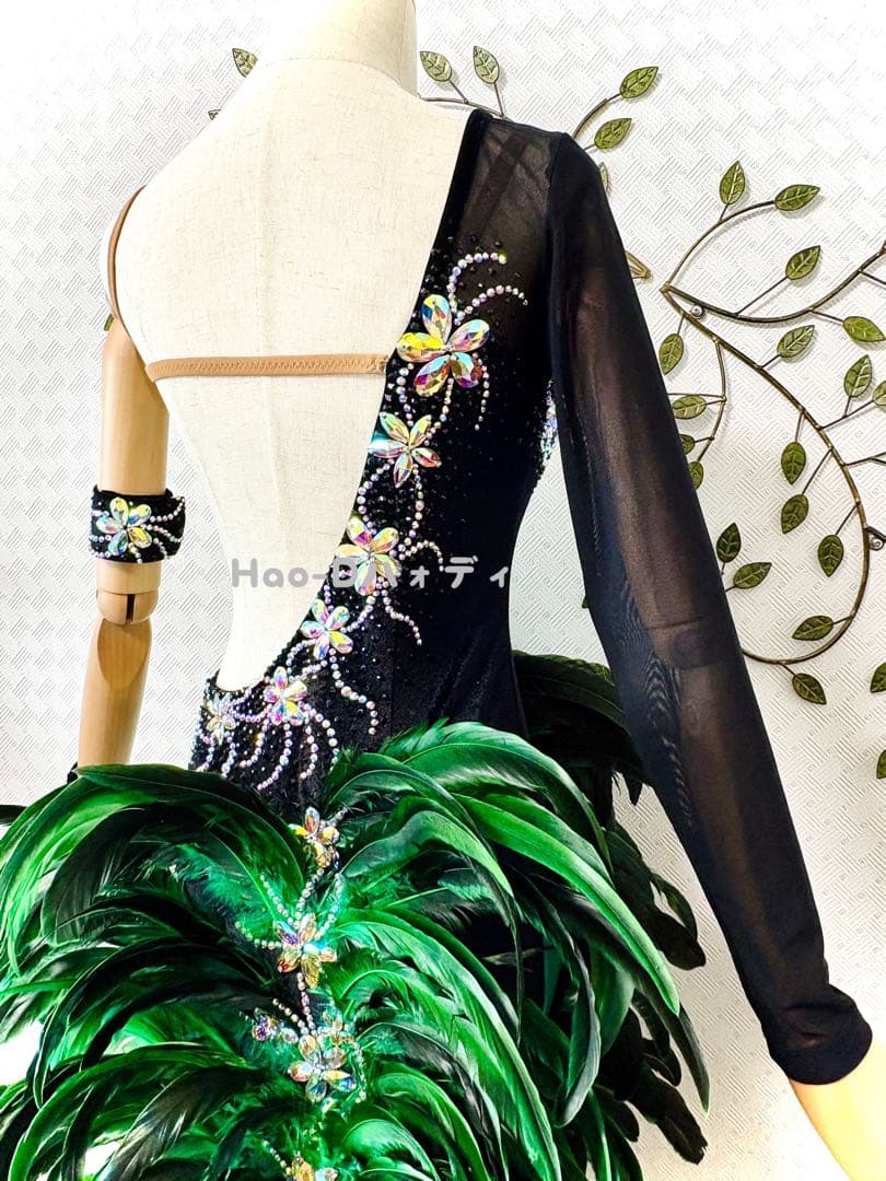 新品★ラテンドレス★M★社交ダンスロング羽★ボリューミー★競技会★黒緑