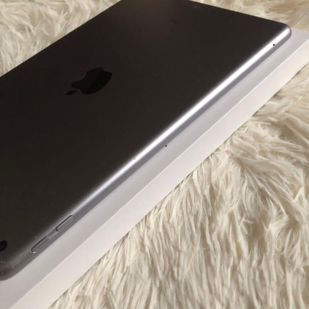 【残り3台】iPad 第6世代 128GB SIMフリー【すぐ発送】