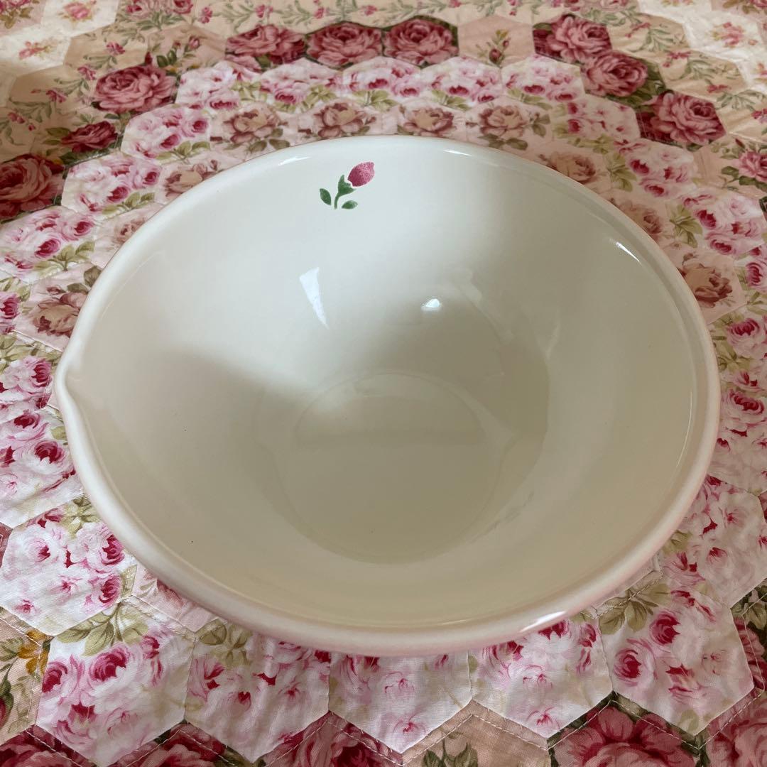 バラの花柄 陶器製ボウル2個セット