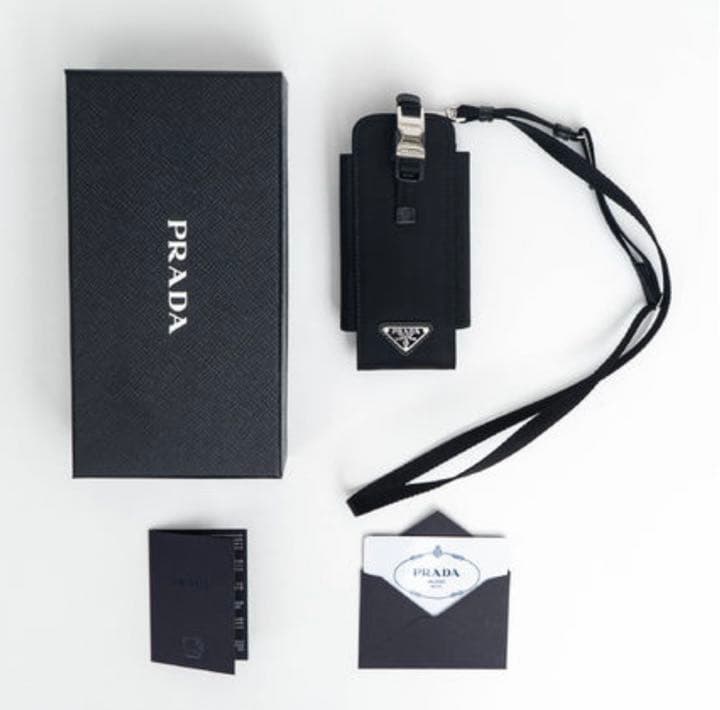 PRADA ナイロン スマートフォンケース