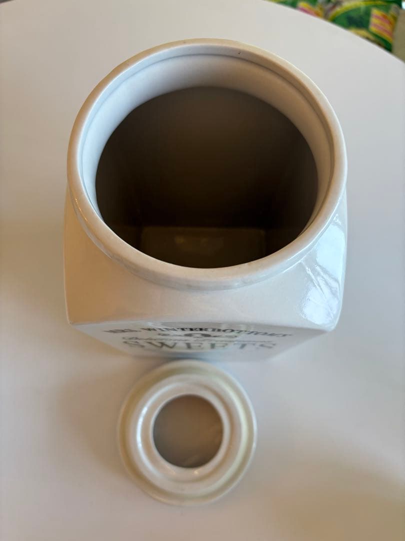 MRS. WINTERBOTTOM'Sキャニスター ハンガリーBUTLERS