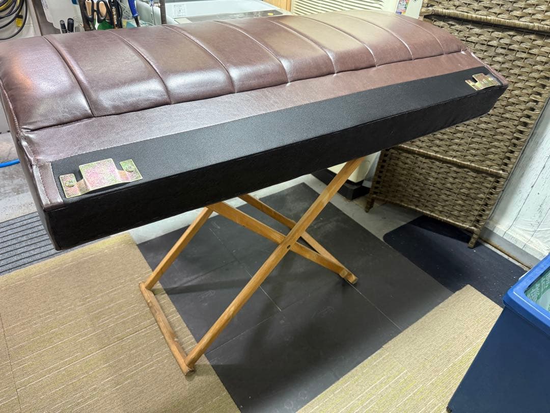 【超美品】ニトリ　2人用合皮ソファ　(Nシールド ステイン2KD DBR)