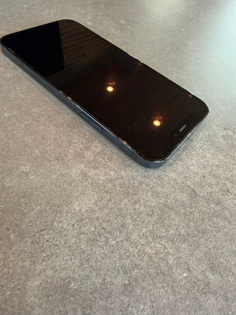 Apple iPhone 12 Pro グラファイト　512GB SIMフリー