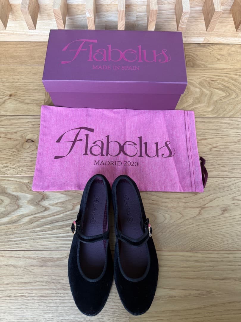 新品　Flabelus Antonia ベルベットシューズ　37