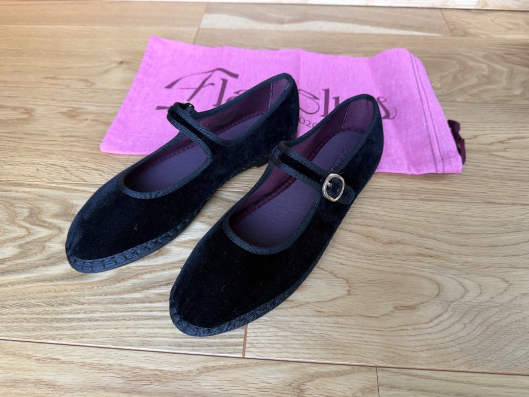 新品　Flabelus Antonia ベルベットシューズ　37