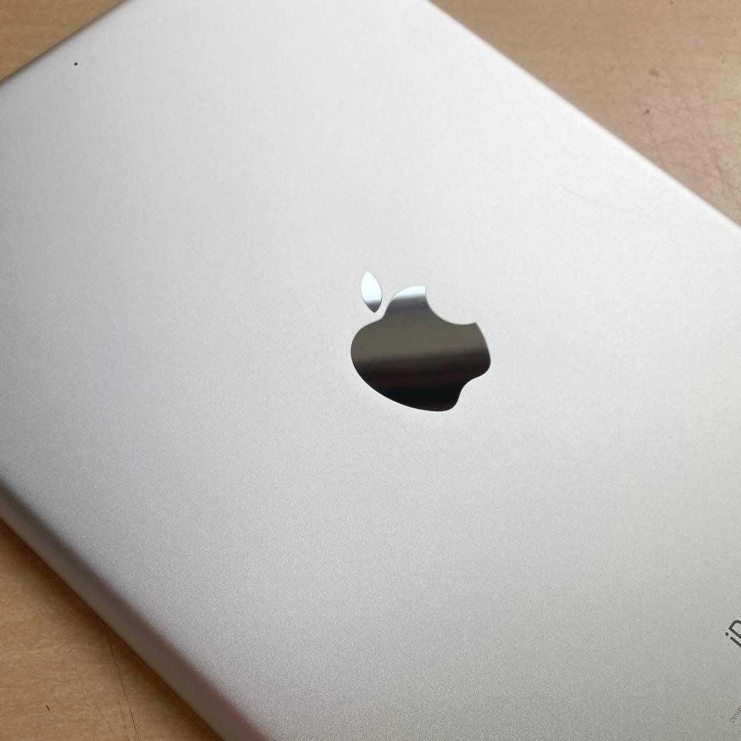 iPad 第5世代　A1822　Wi-Fiモデル　シルバー　32GB 超美品#3