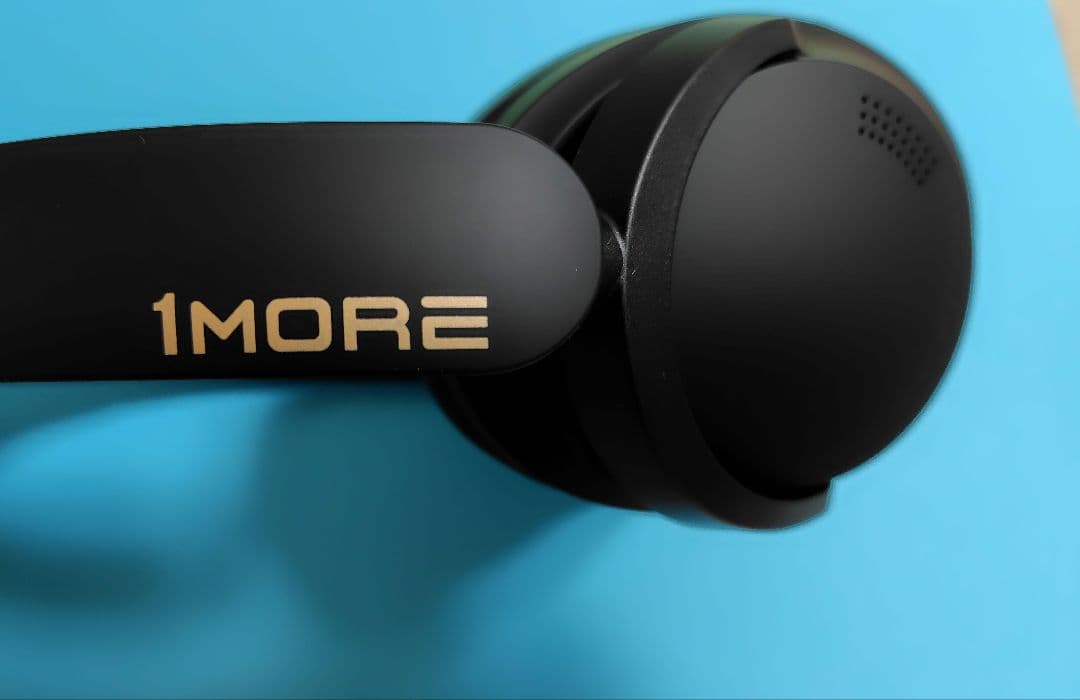 美品　1MORE HQ51 ワイヤレスヘッドホン　Bluetooth