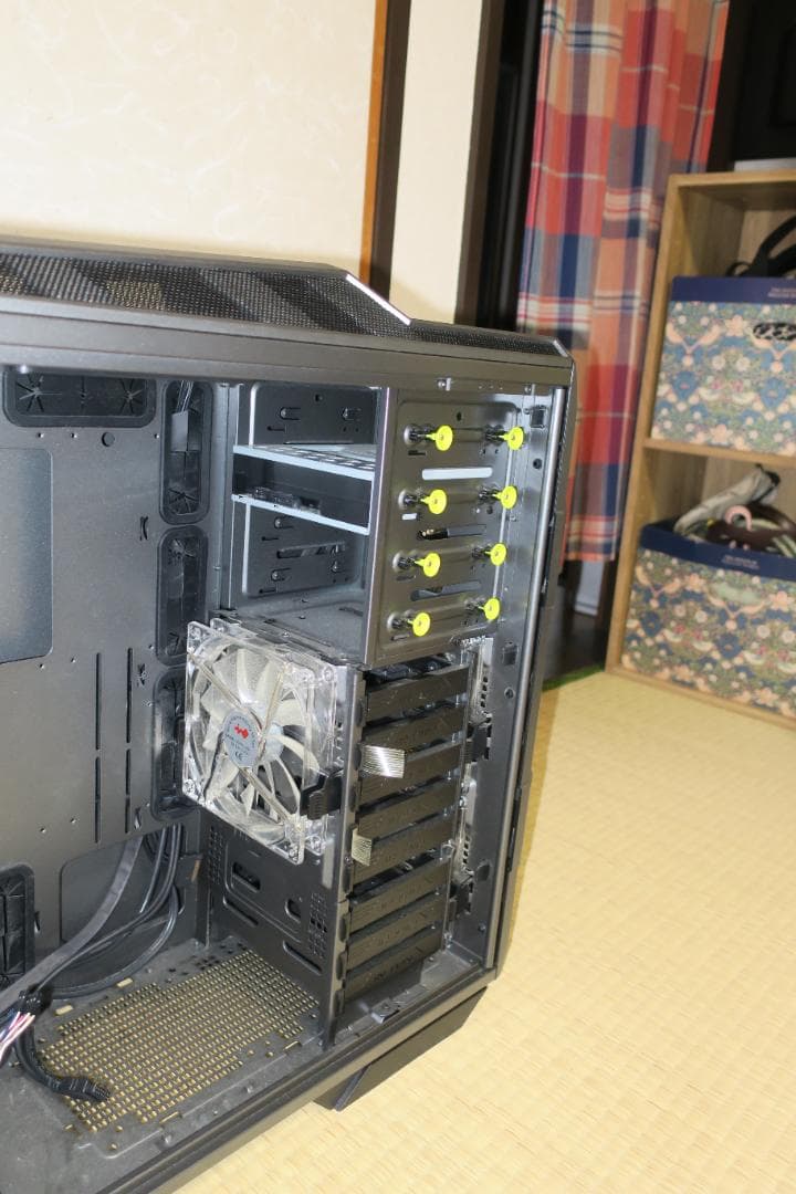 フルタワーPCケース　Diginos GRone ブルーレイドライブ付き