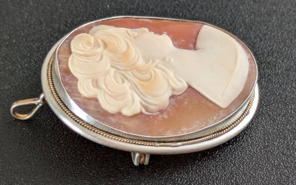 800刻印 カメオブローチ SILVER/PAT.P K18 カメオイヤリング