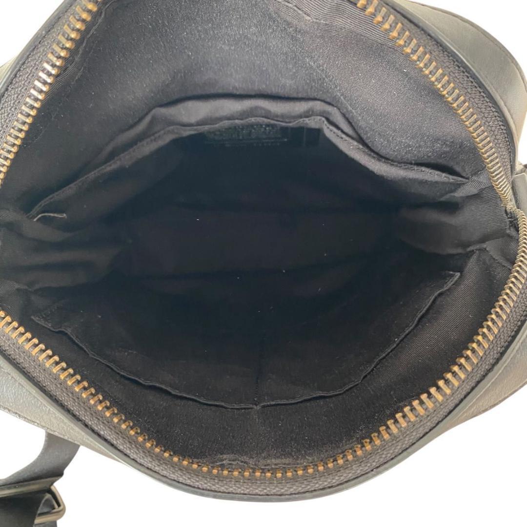 美品 コーチ ショルダーバッグ シグネチャー ブラック グレー　PVC
