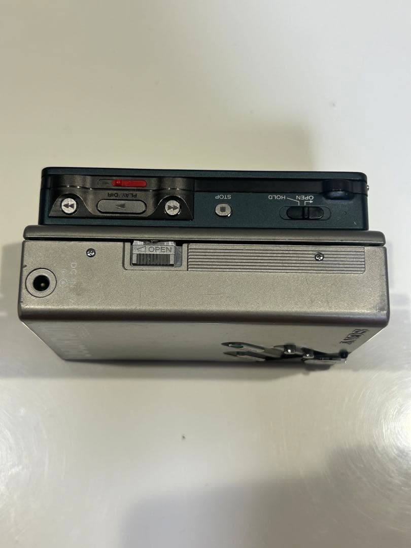 ポータブルプレーヤー Sony Walkman WM-R707&WM2