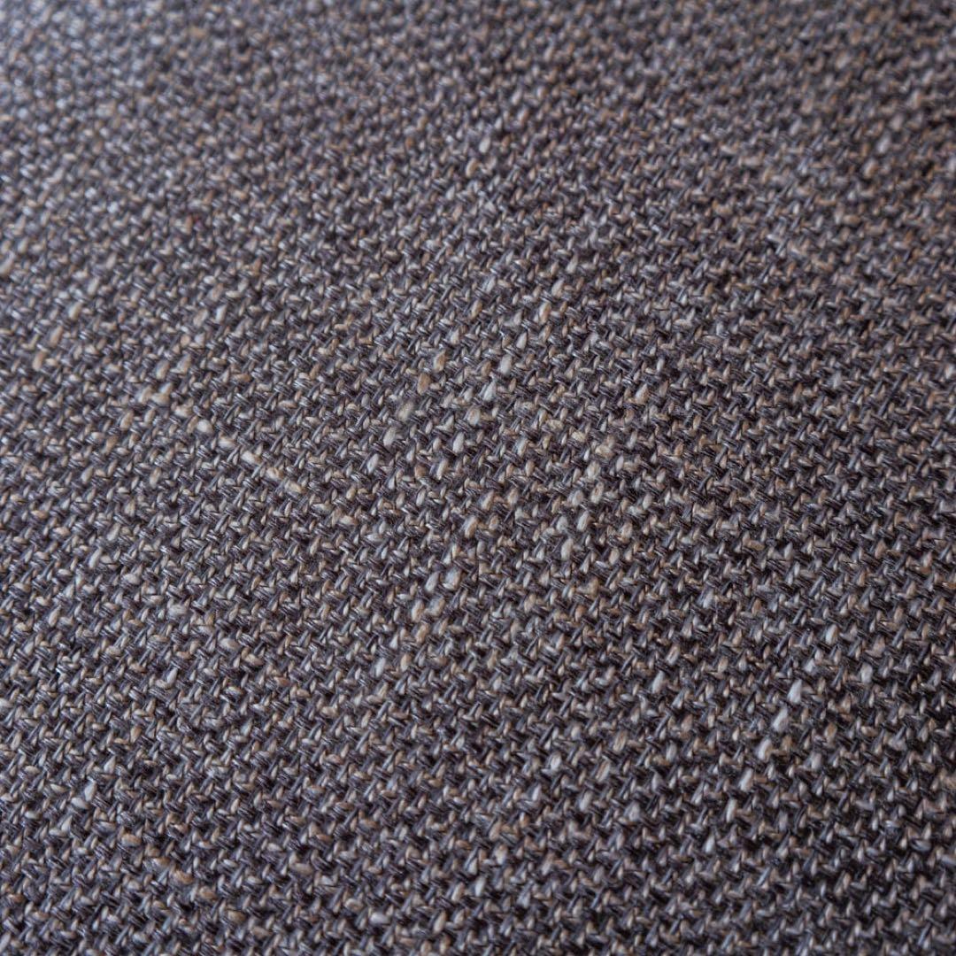 シンプルなダイニングチェア　ナチュラルウッド