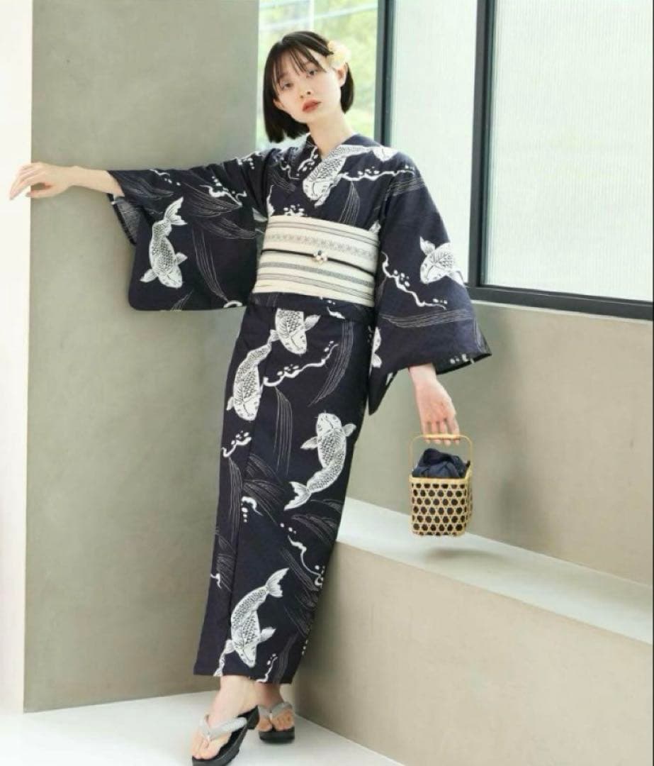 に*ん様 浴衣3点セット ニコアンティーク　ウタタネ　高級変わり織 紺地に鯉　ネ