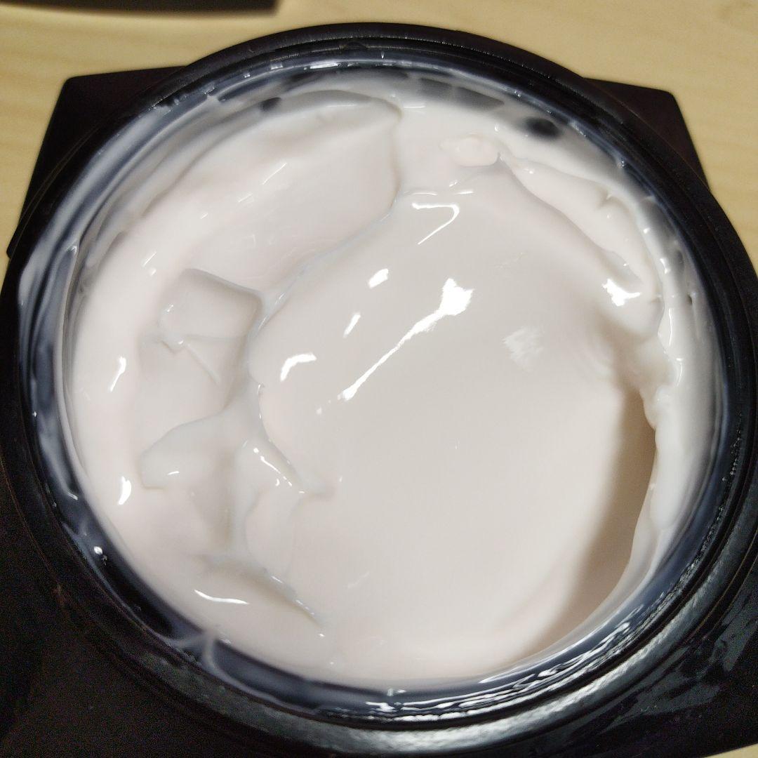 シャネル ココ ヌワール ボディクリーム 150g