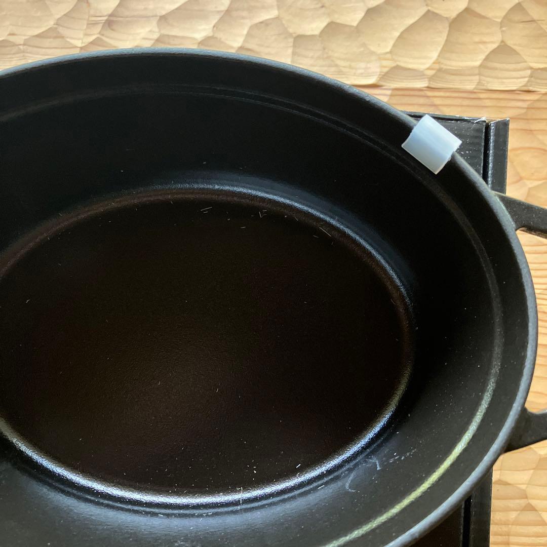 STAUB ピコ　ココット　オーバル　23㎝　ブラック
