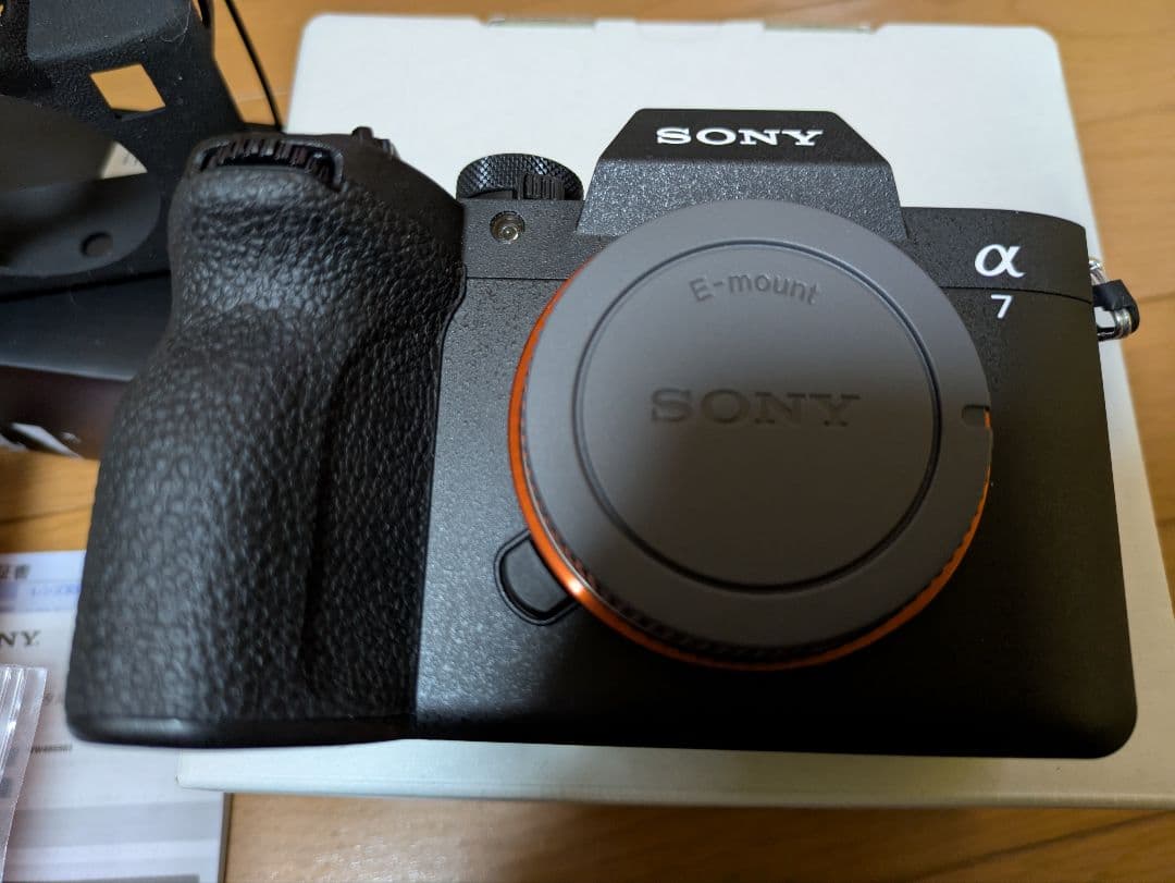 新同品 SONY α7V ボディ おまけ付
