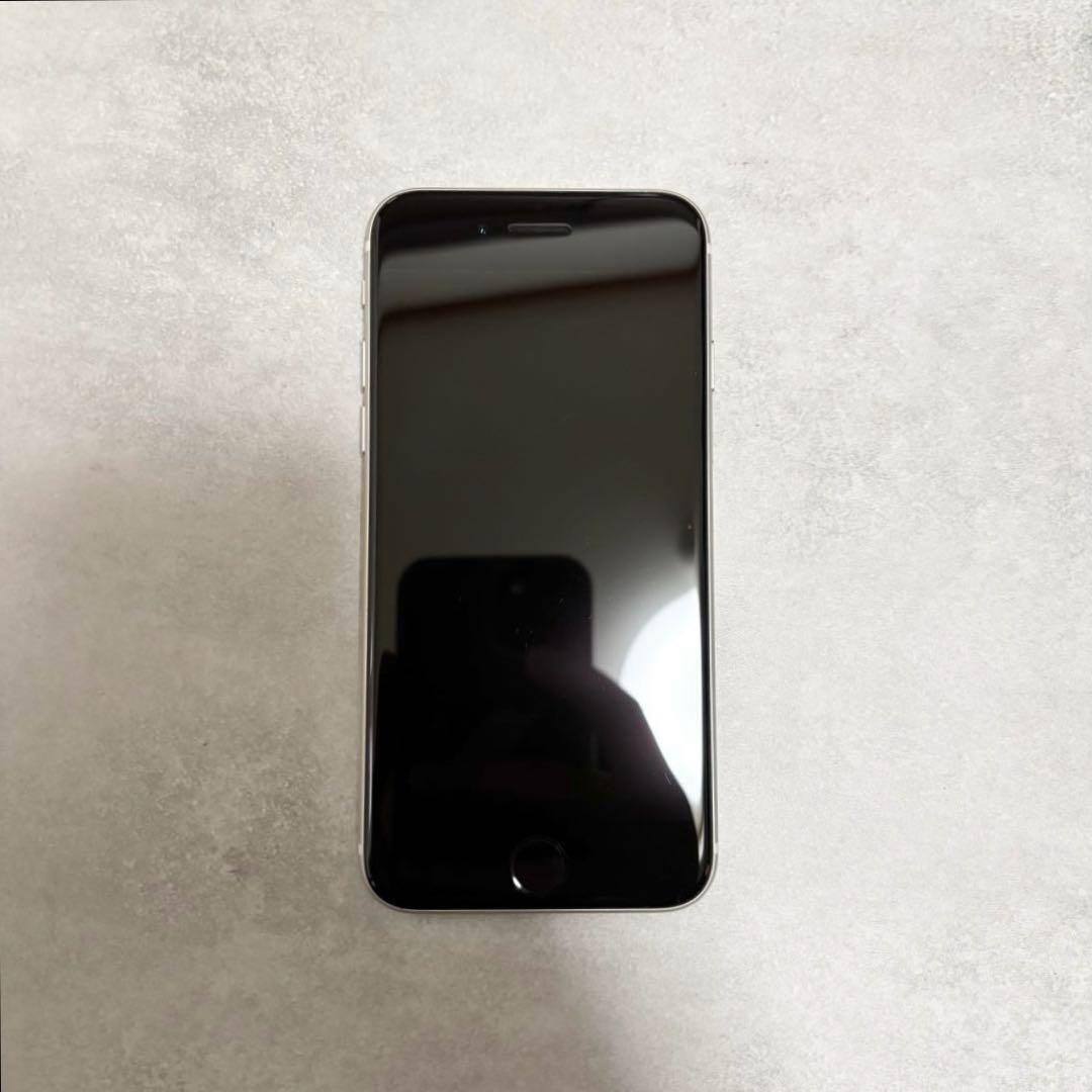 iPhone SE（第3世代） 64GB ホワイト バッテリー100% 142