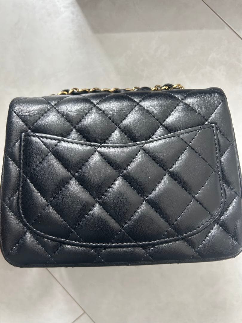 CHANEL ミニクラシックハンドバッグ