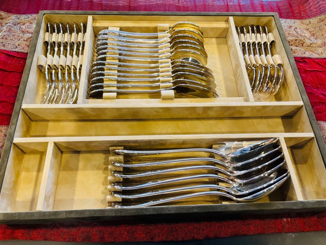 美品 クリストフル マルリー カトラリー　42本6客 オーダーメイド収納ケース付