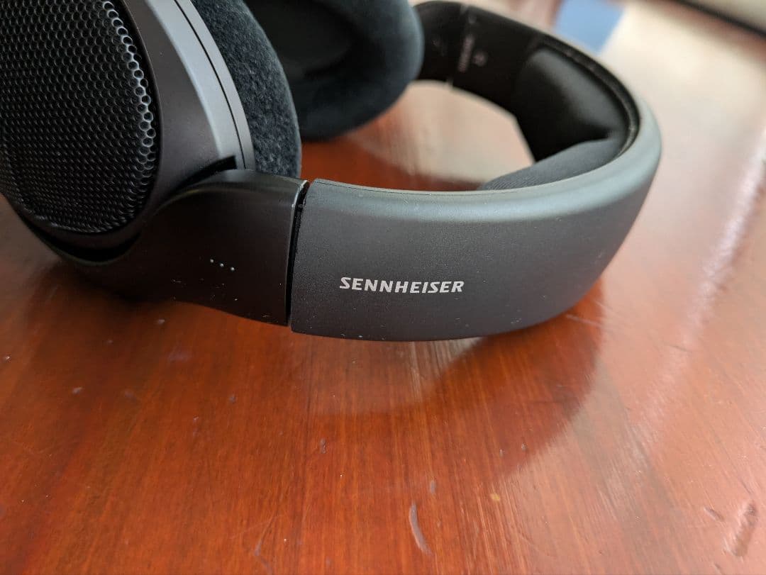Sennheiser HD 560S ヘッドフォン
