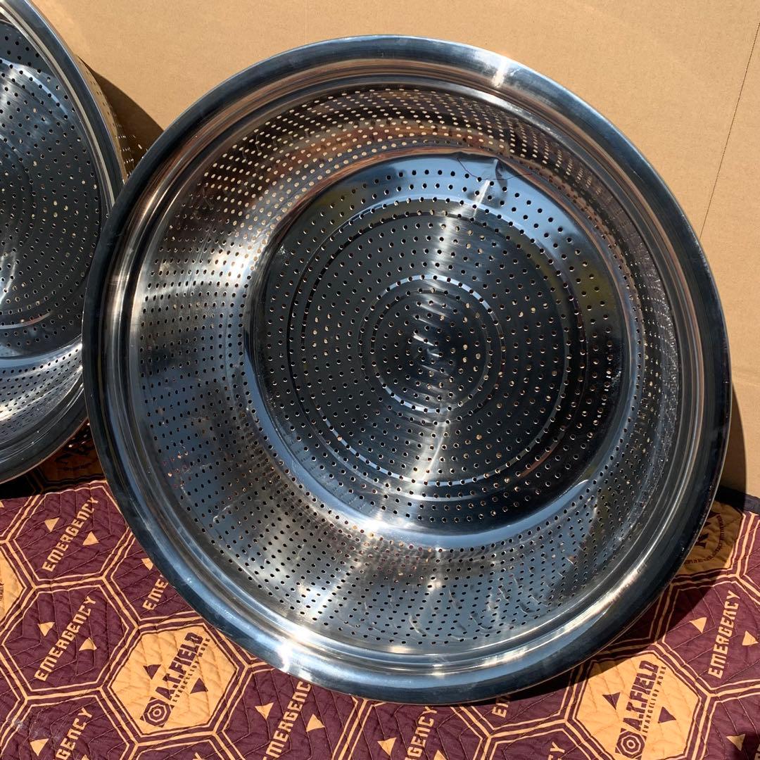 2個　68cm 大型　ステンレス 穴あき　パンチ　水切り　野菜洗い　ざる