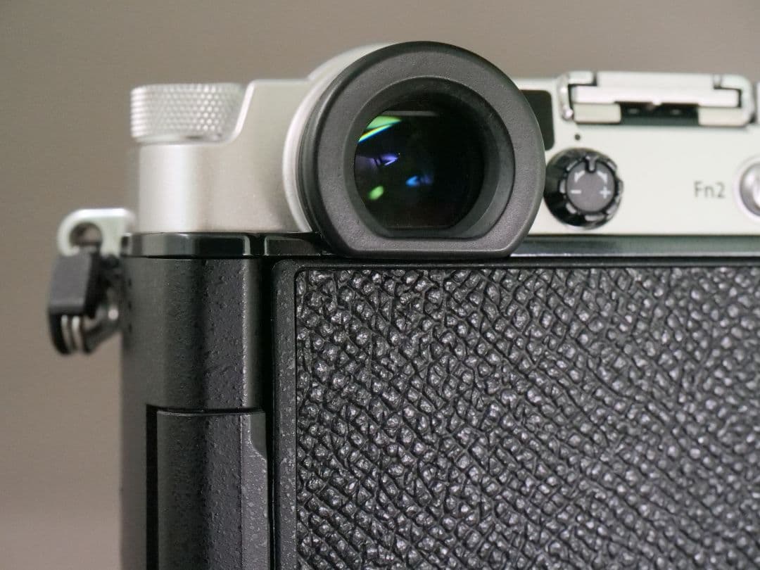 おまけ多数】OLYMPUS PEN-F シャッター回数少 充電池4個 革ケース