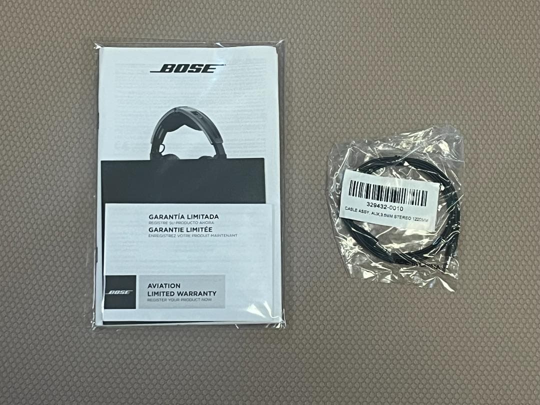 り*ゅ様 BOSEボーズ A20 Aviation Headset 2plugs