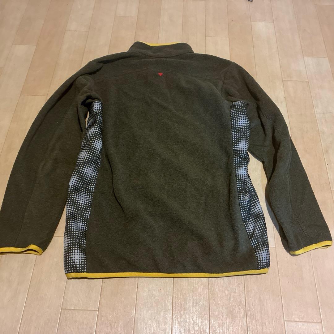 and per se ジップアップジャケット