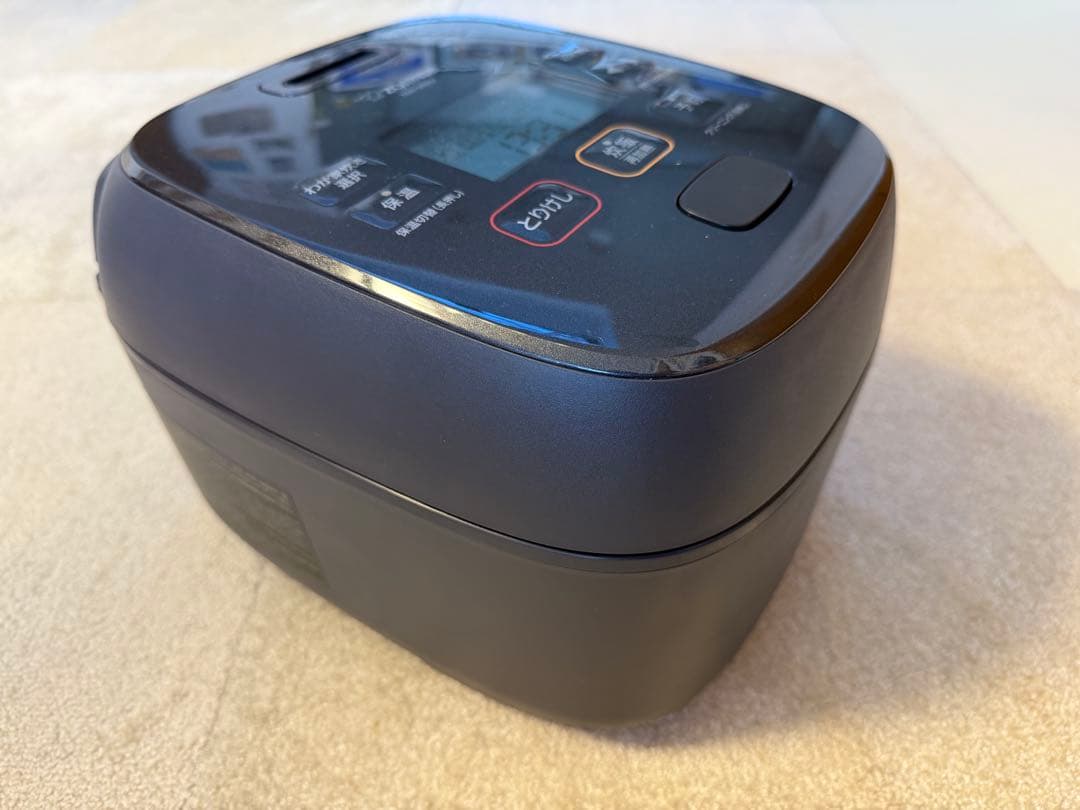 新品未使用　送料無料　NW-MB07-BZ 象印　極め炊き 4合炊き ブラック