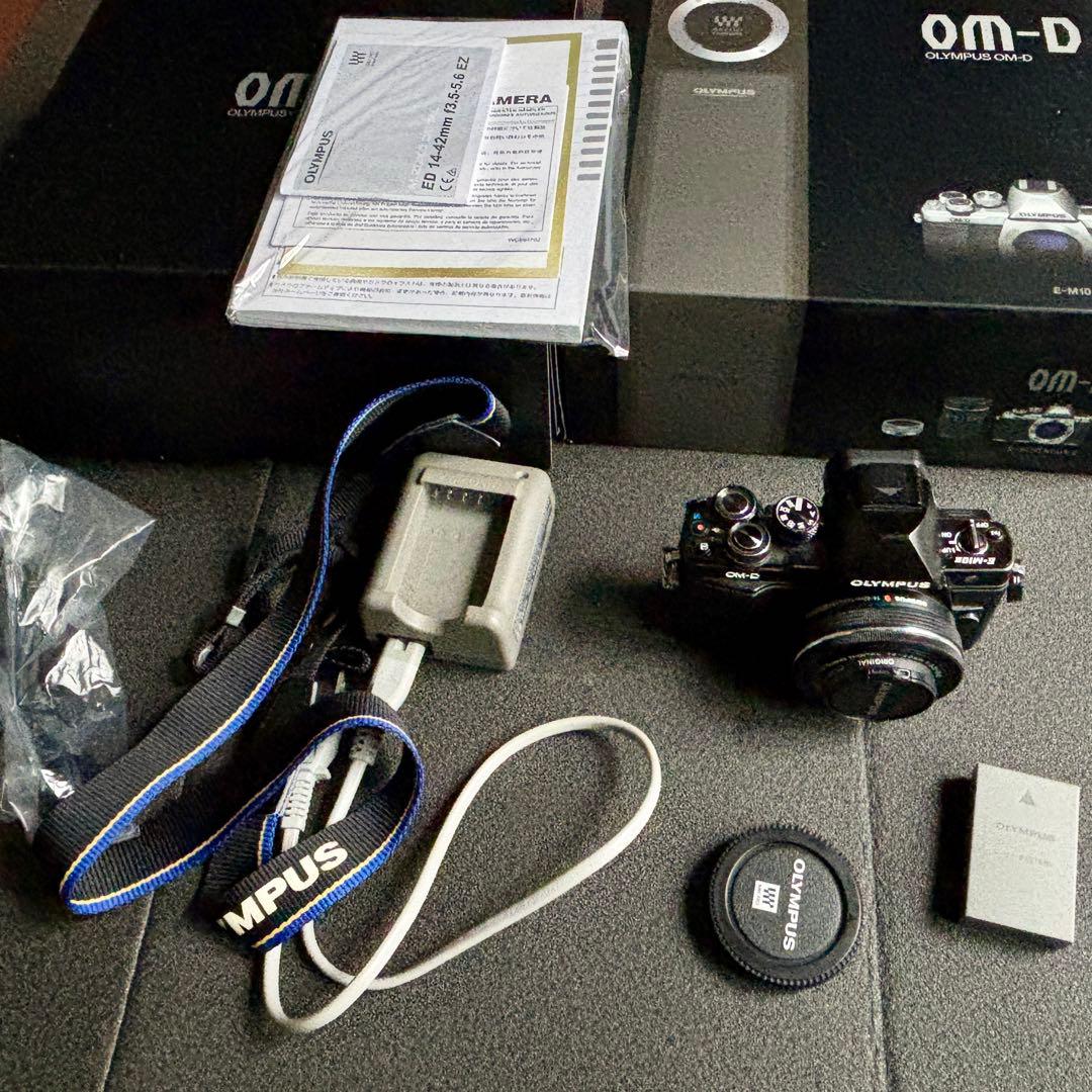 オリンパス OLYMPUS OM-D E-M10 Mark II レンズセット