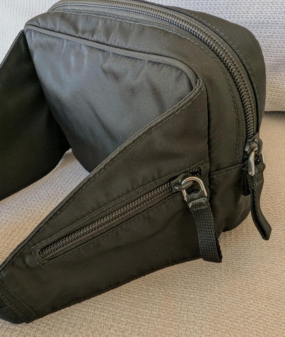 T*A様 PRADA ２VL001 プラダ ウエストポーチ ボディバッグ ブラッ