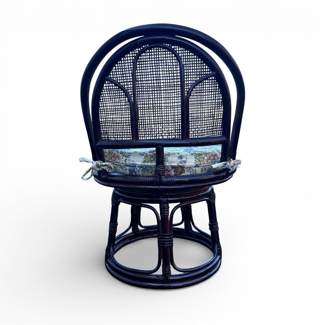 2点セット【新品】楽々ラタン 360度回転 座椅子 籐座椅子　座布団無し