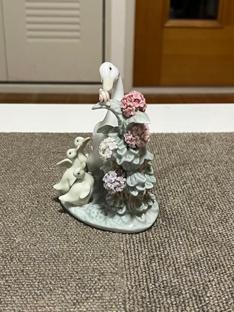 リャドロ　Lladro 陶器人形　カタツムリとアヒルたち