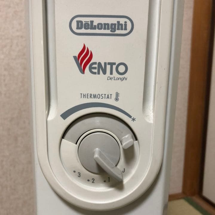 デロンギ　オイルヒーター【直接引き取り限定】