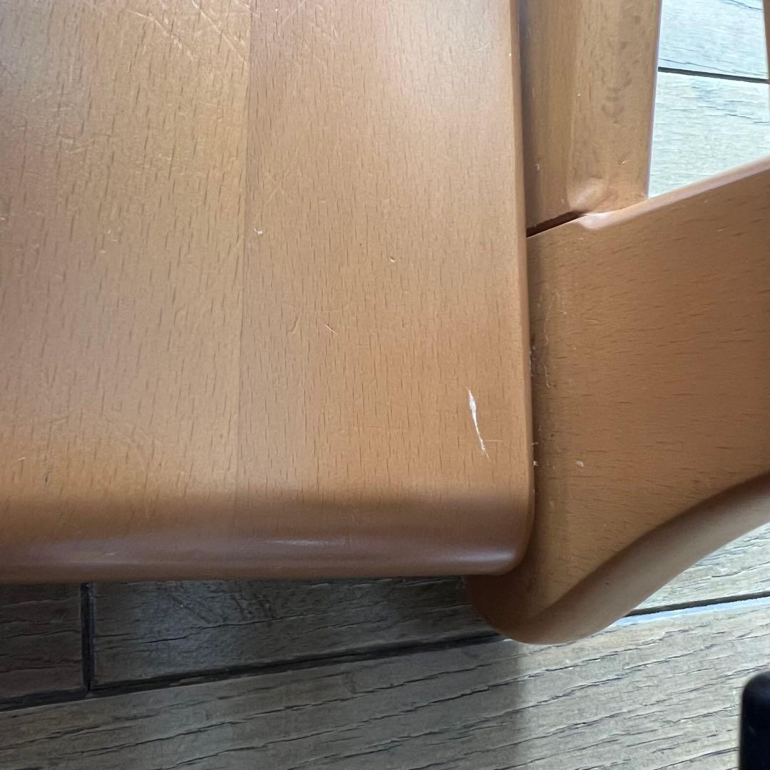 Combi 木製ベビーラック 安全ベルト付き