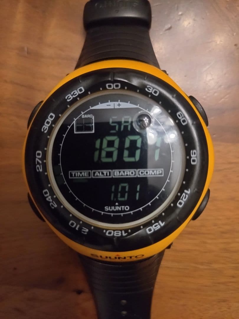 超美品 SUUNTO VECTOR Yellow スント ベクター イエロー
