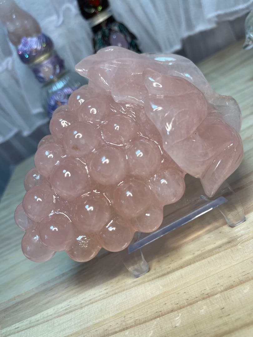 大きい　綺麗　高品質^_^ 天然石　水晶　ローズクォーツ　ぶどう手彫り置物原石