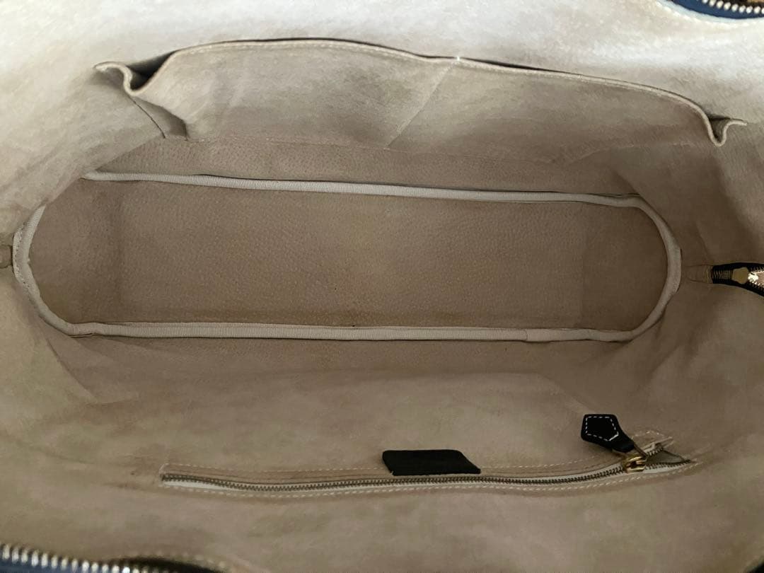 Cisei 999 LD シュリンクレザー ラウンドジップ ブリーフバッグ