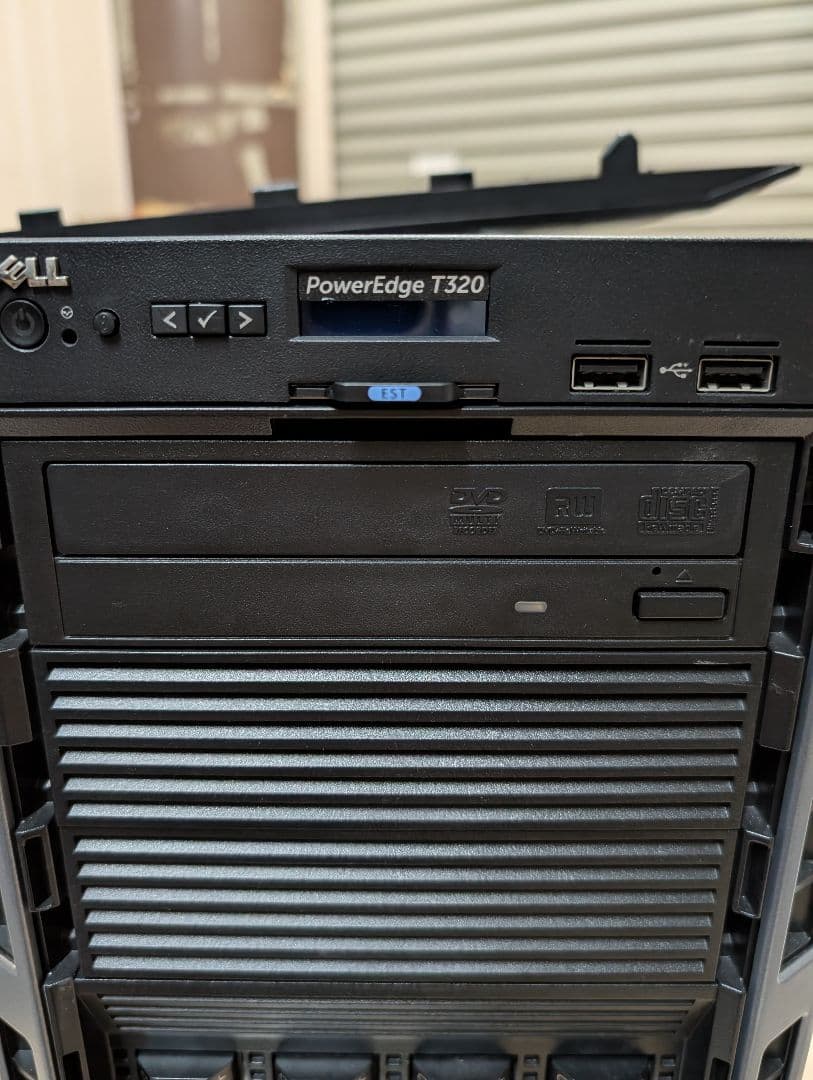 Dell PowerEdge T320 ワークステーション