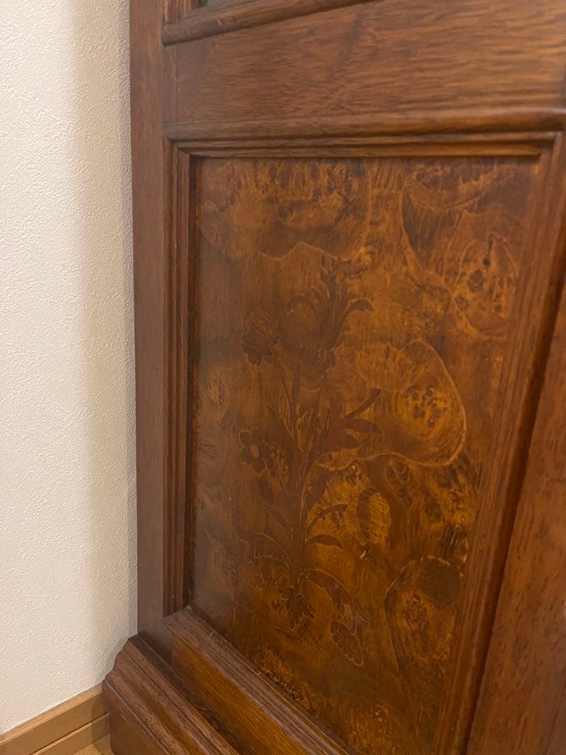 ヴィンテージ　イタリア製　飾り棚　アンティーク　レトロ